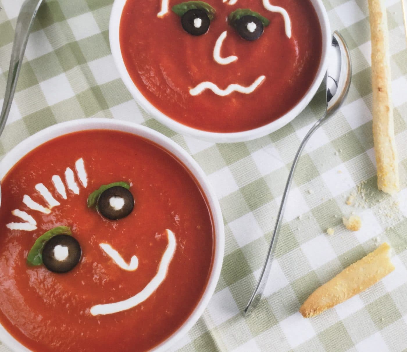 Children's cookery classes: Easy tomato soup with cheesy dough balls
