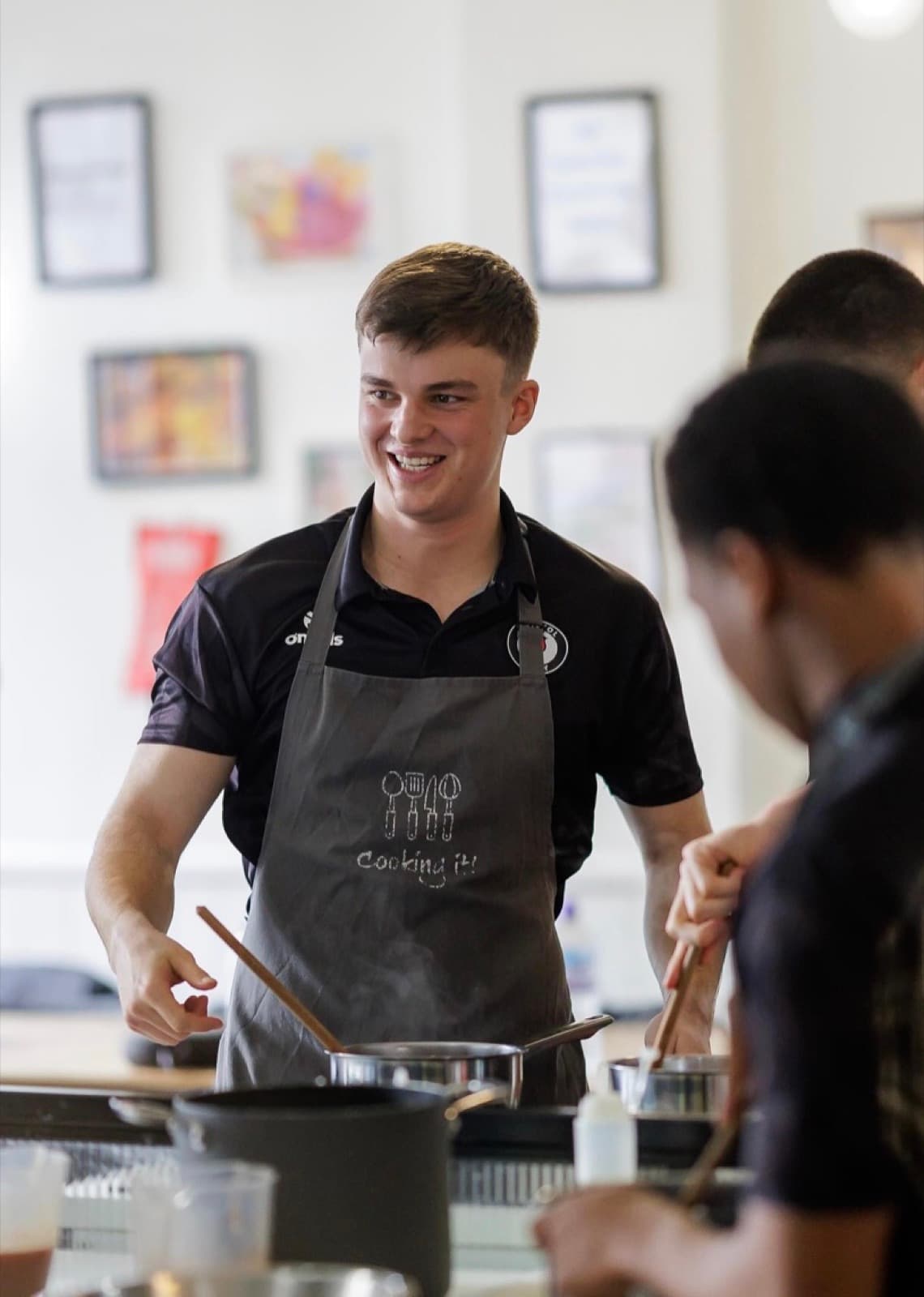 Duke of Edinburgh (Dofe) Cookery Skills Course cookery class at Cooking It, Bristol